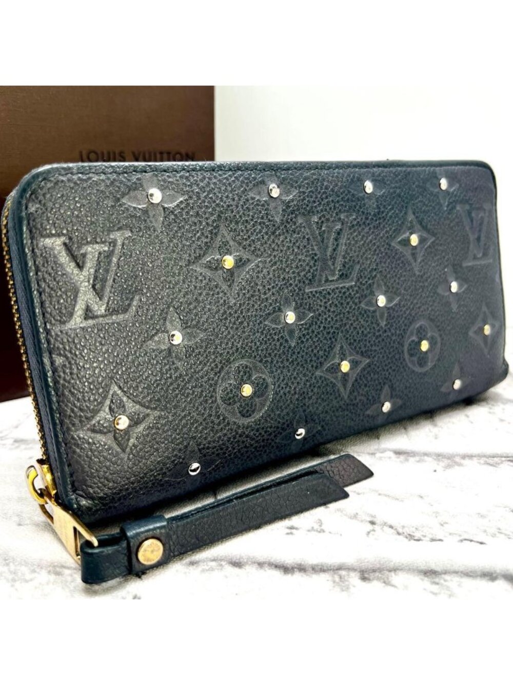 Louis Vuitton Monogram Empreinte Zippy Wallet Studs Gray